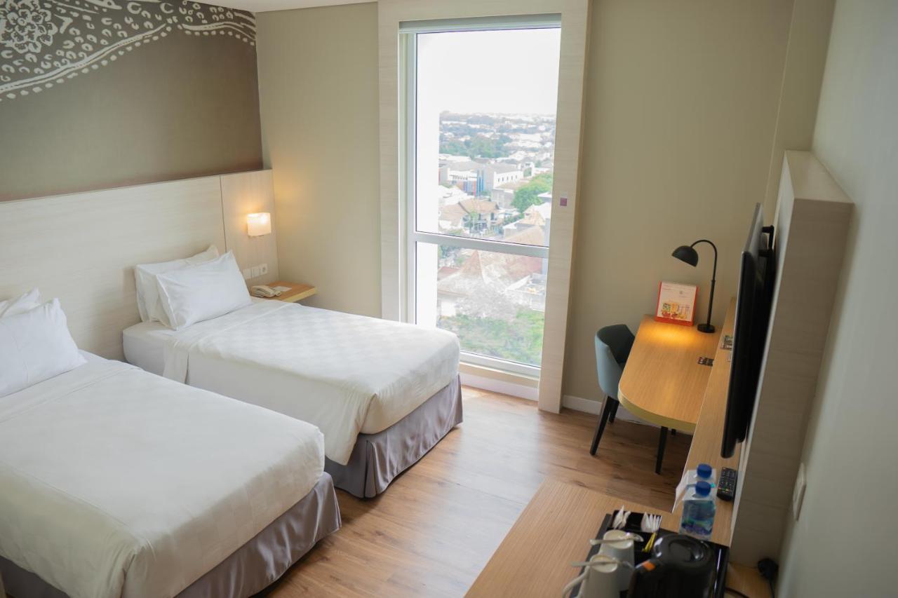 Swiss-Belinn Saripetojo Solo Eksteriør bilde